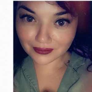 Meet your Posher, Adriana